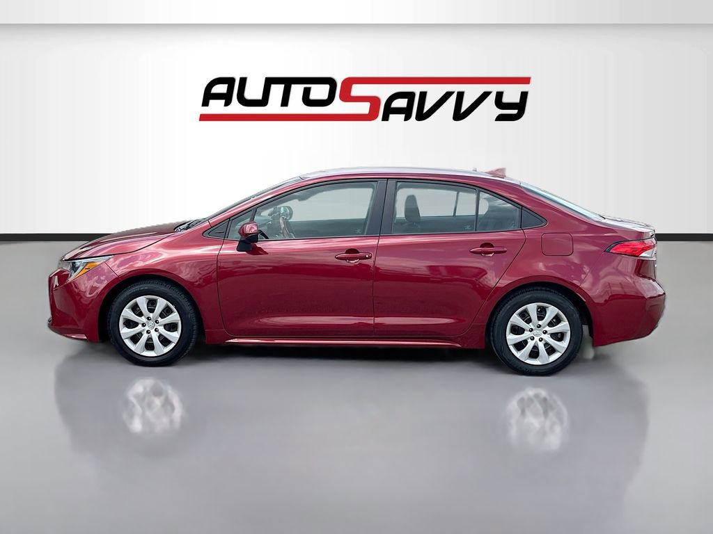 Used 2023 Toyota Corolla LE FWD image 4