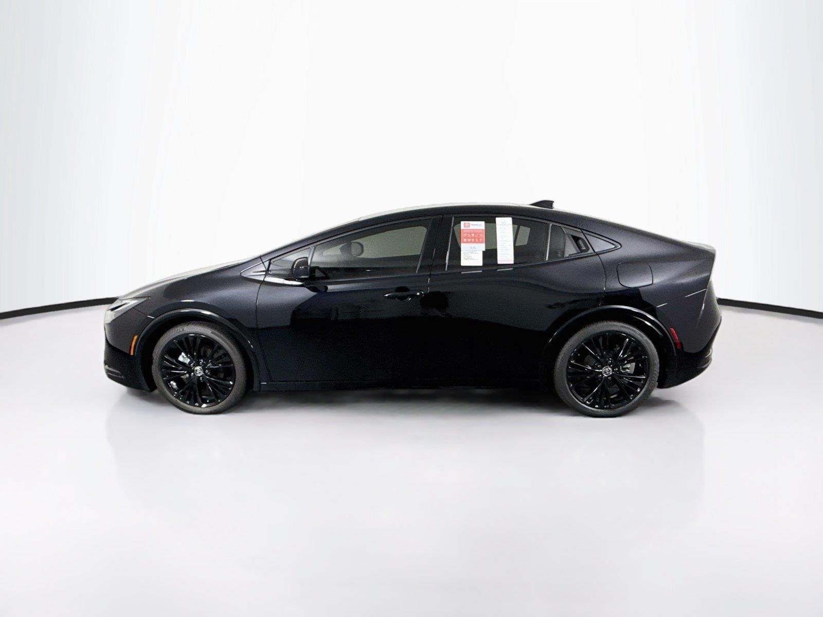 New 2026 Toyota Prius Plug-In Hybrid FWD image 14
