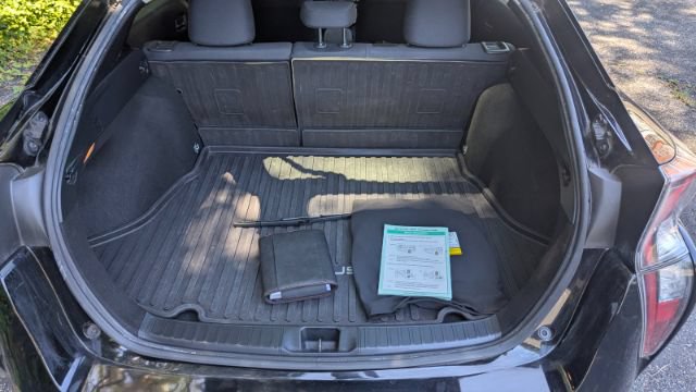 Used 2017 Toyota Prius Two w/ Prius Two Safety Plus Package FWD image 13