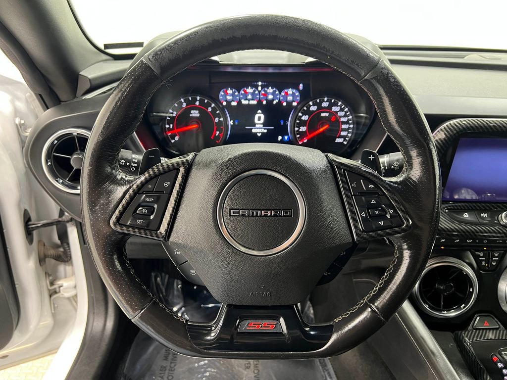 Used 2020 Chevrolet Camaro SS image 24