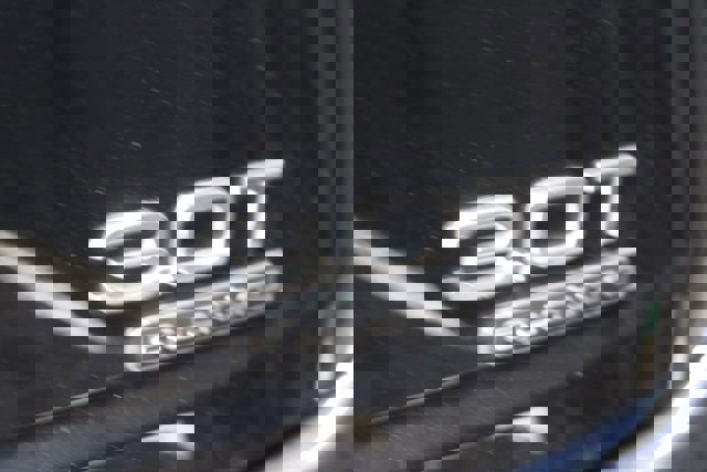 Used 2018 Audi Q7 3.0T Premium Plus w/ Premium Plus Package image 9