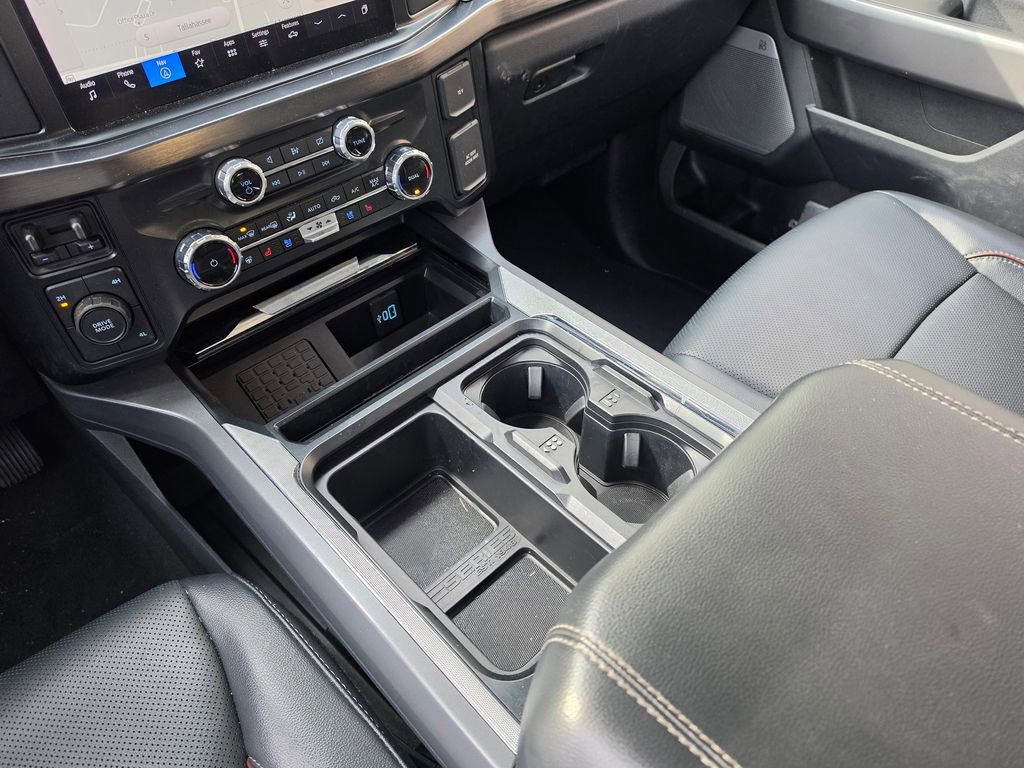 Used 2024 Ford F250 Lariat image 16