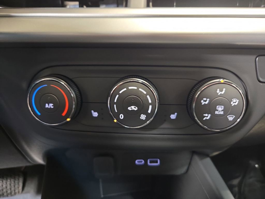 New 2026 Chevrolet Trax LS w/ LS Convenience Package FWD image 55