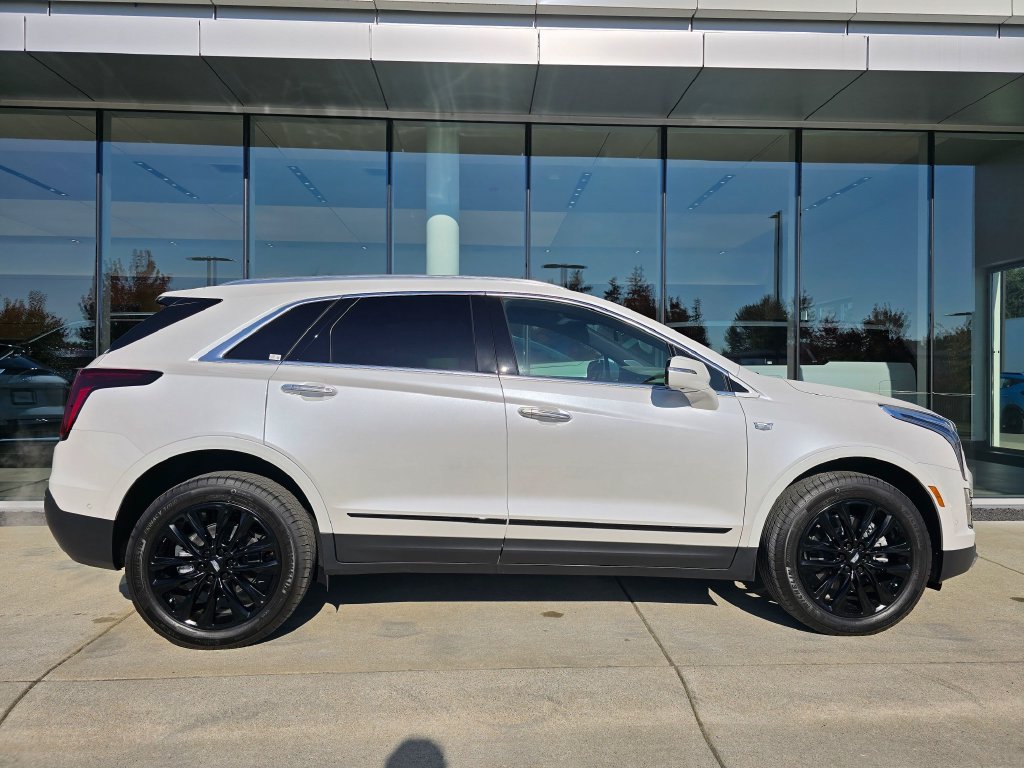 New 2026 Cadillac XT5 Premium Luxury w/ LPO, ONYX Package AWD/4WD image 6