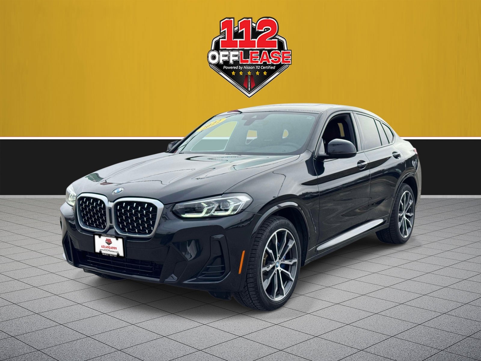 Used 2022 BMW X4 xDrive30i AWD/4WD image 2