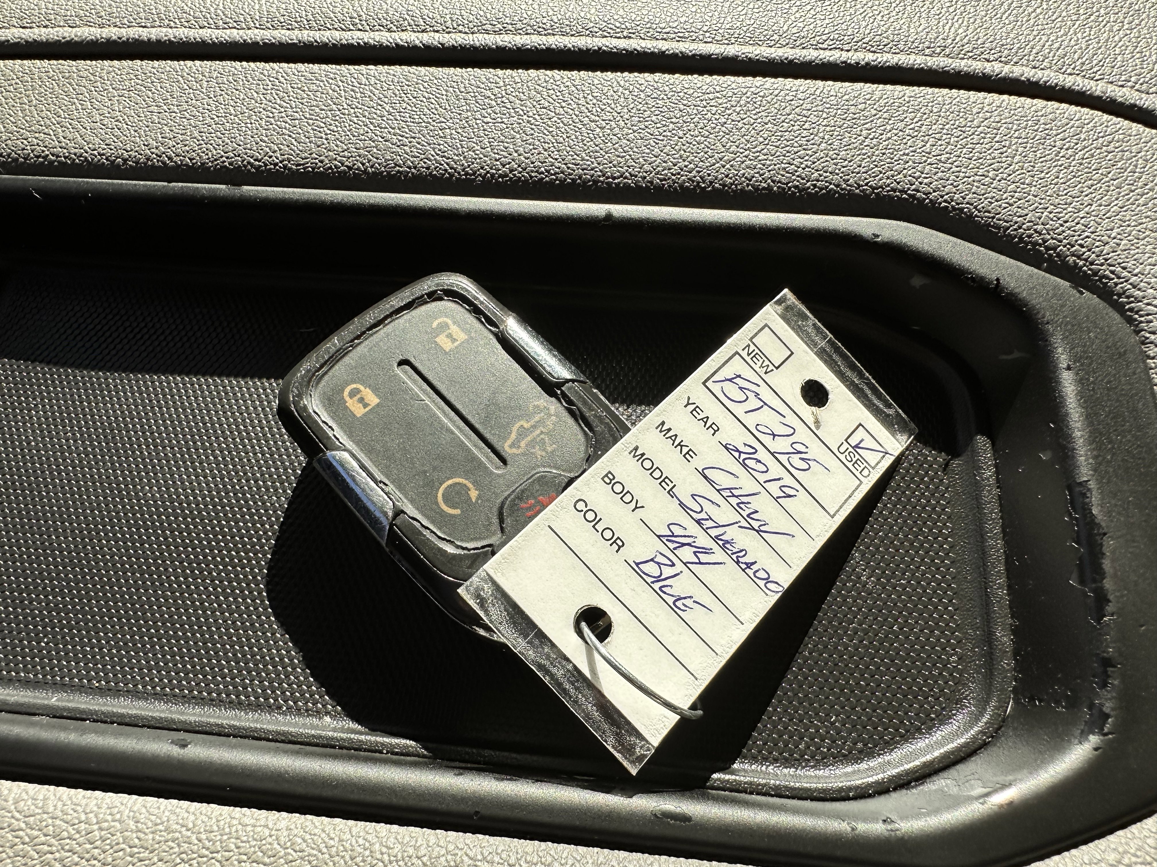 Used 2019 Chevrolet Silverado 1500 LT Trail Boss image 38