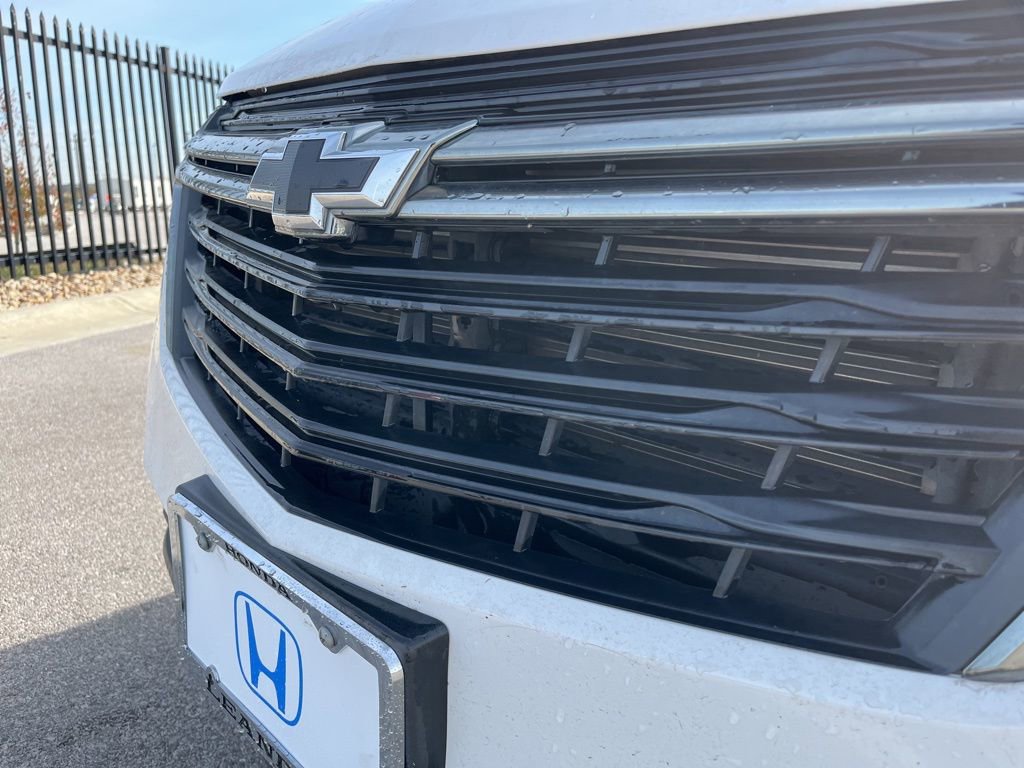 Used 2024 Chevrolet Equinox LS w/ LS Convenience Package image 12