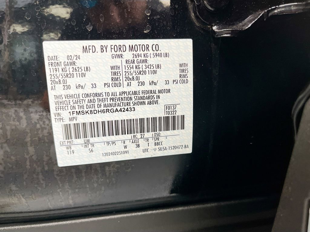 Used 2024 Ford Explorer XLT w/ Equipment Group 202A image 32