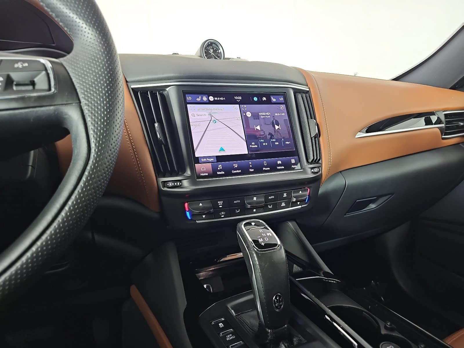 Used 2022 Maserati Levante Modena AWD/4WD image 19