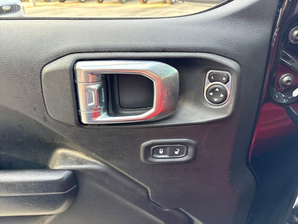 Used 2022 Jeep Wrangler Sport S image 17