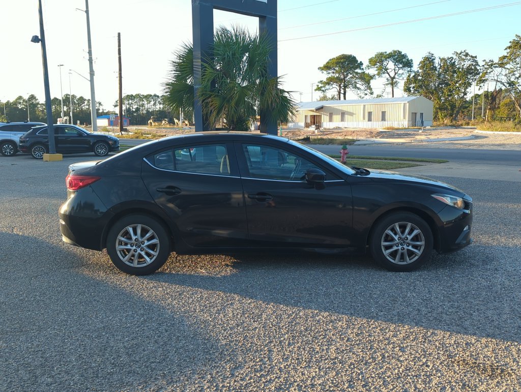 Used 2014 MAZDA MAZDA3 i Touring w/ Moonroof Package 1 FWD image 8