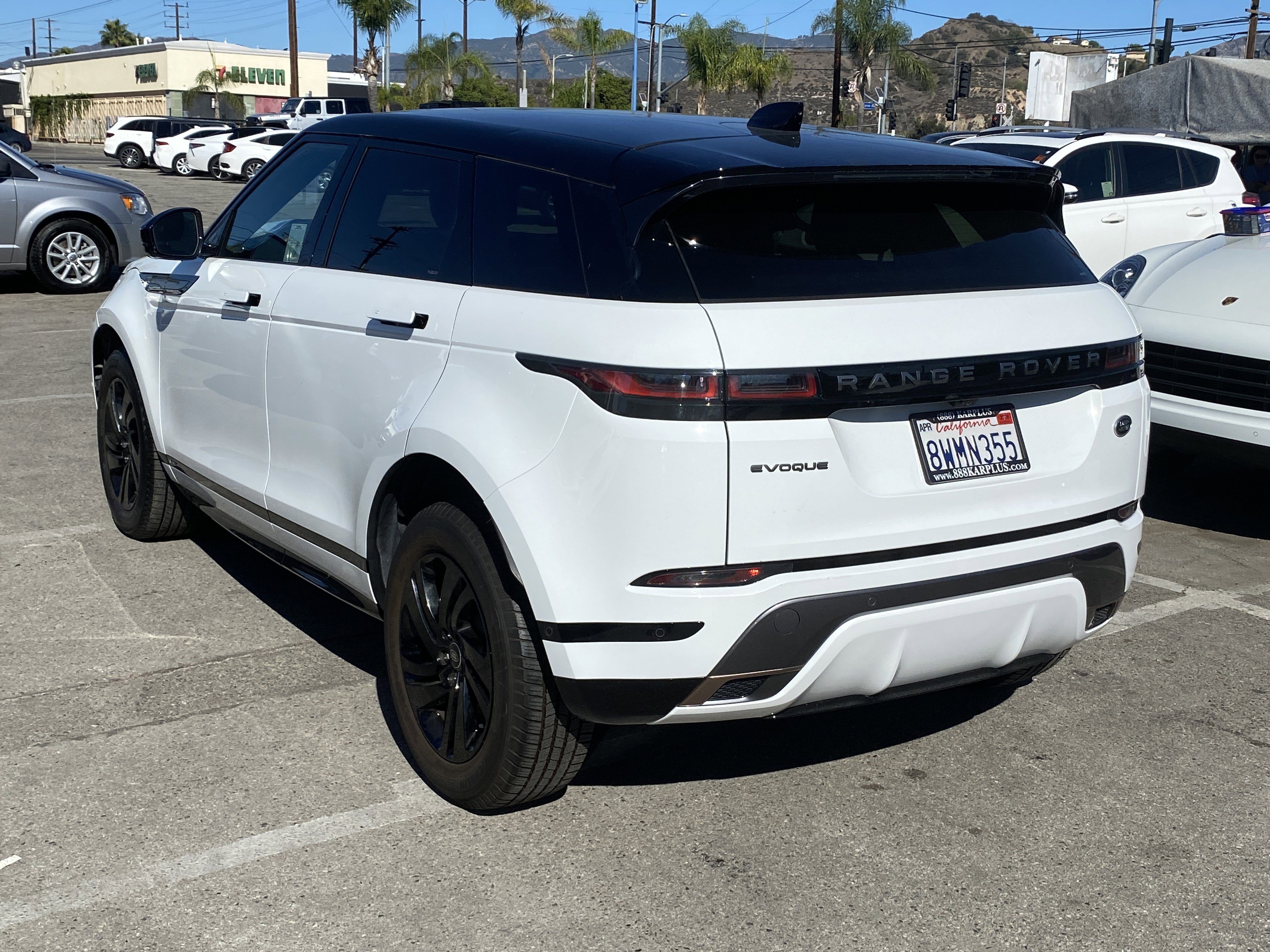 Used 2021 Land Rover Range Rover Evoque R-Dynamic S AWD/4WD image 10