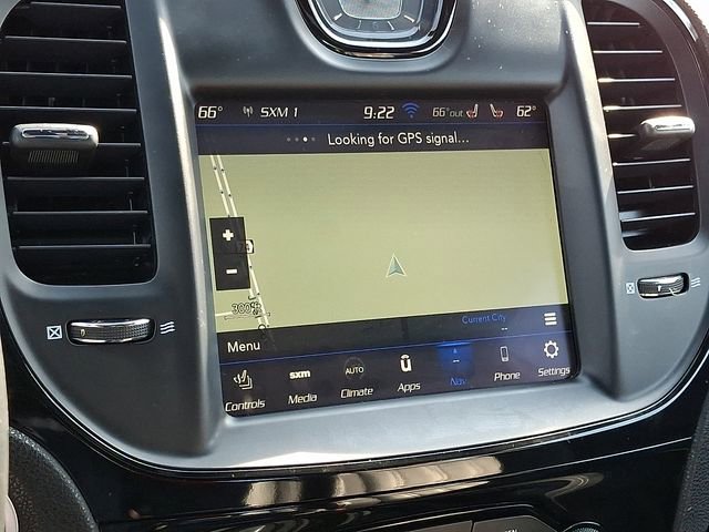 Used 2018 Chrysler 300 S w/ 300S Premium Group image 19