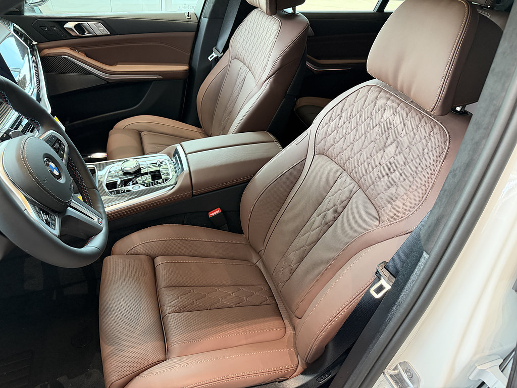 New 2027 BMW X7 M60i AWD/4WD image 12