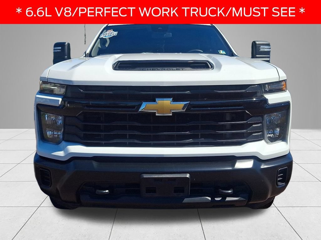 Used 2024 Chevrolet Silverado 2500 W/T w/ WT Convenience Package AWD/4WD image 2