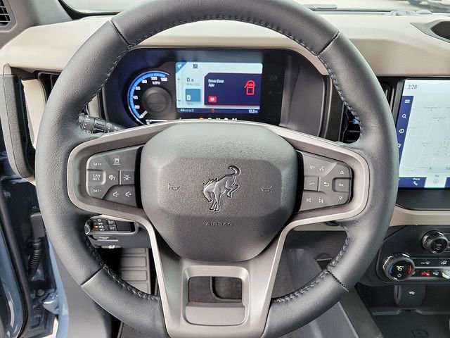 New 2023 Ford Bronco Wildtrak AWD/4WD image 9