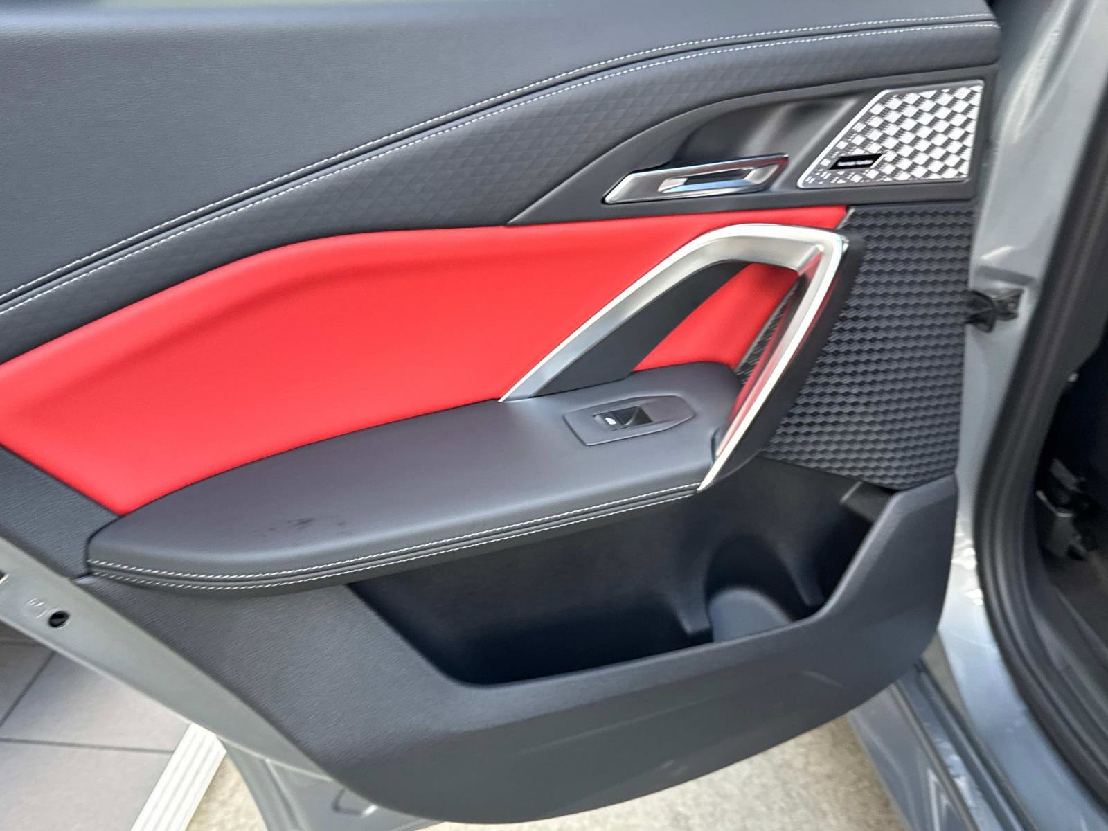 Used 2024 BMW X2 xDrive28i w/ Premium Package image 23