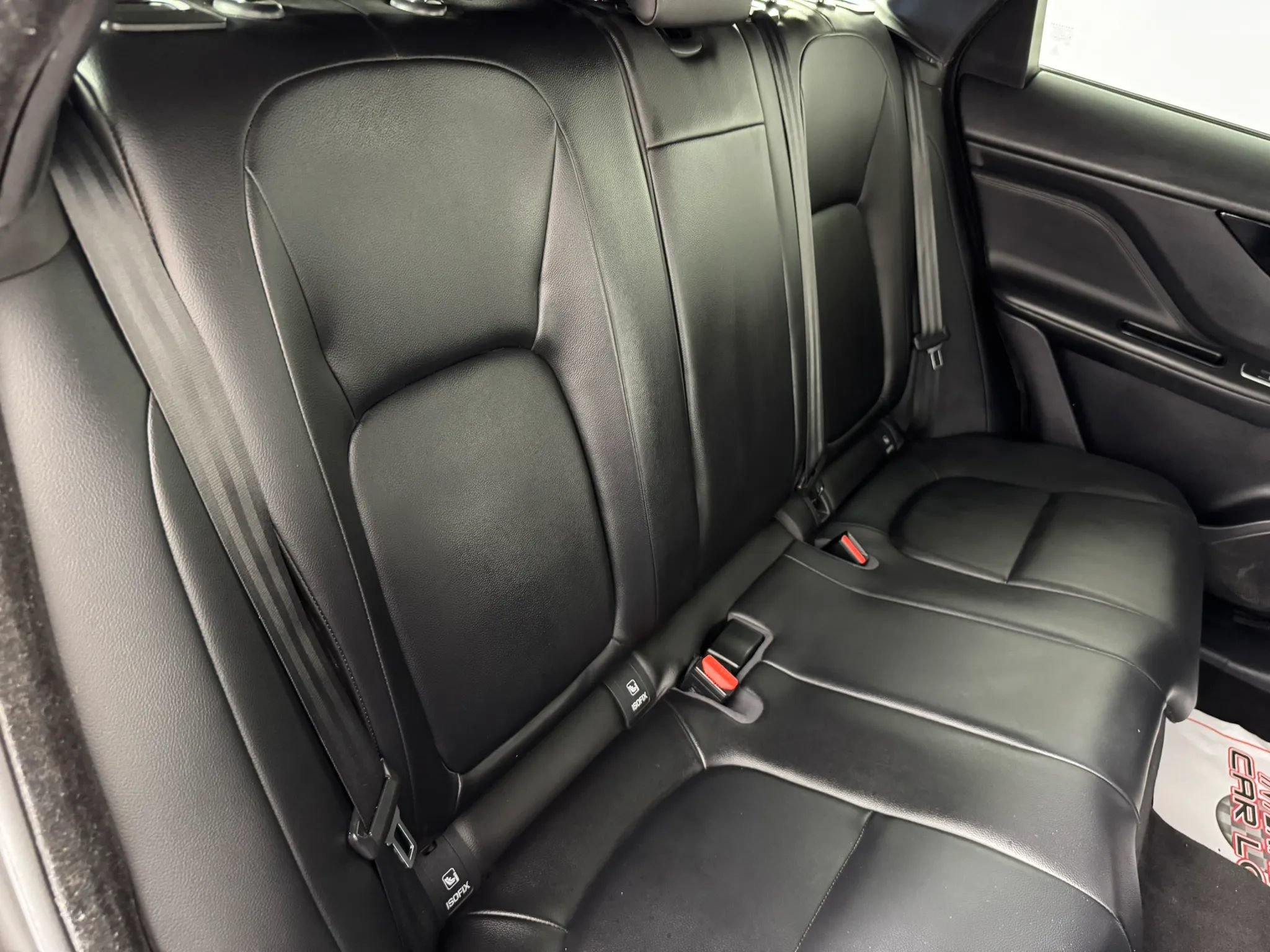 Used 2017 Jaguar F-PACE Premium AWD/4WD image 36