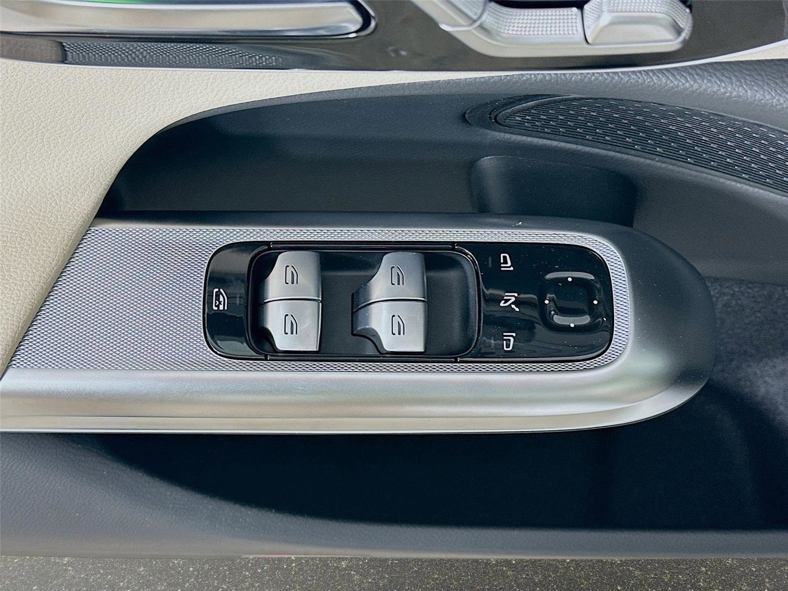 Certified 2026 Mercedes-Benz E 350 4MATIC Sedan image 23