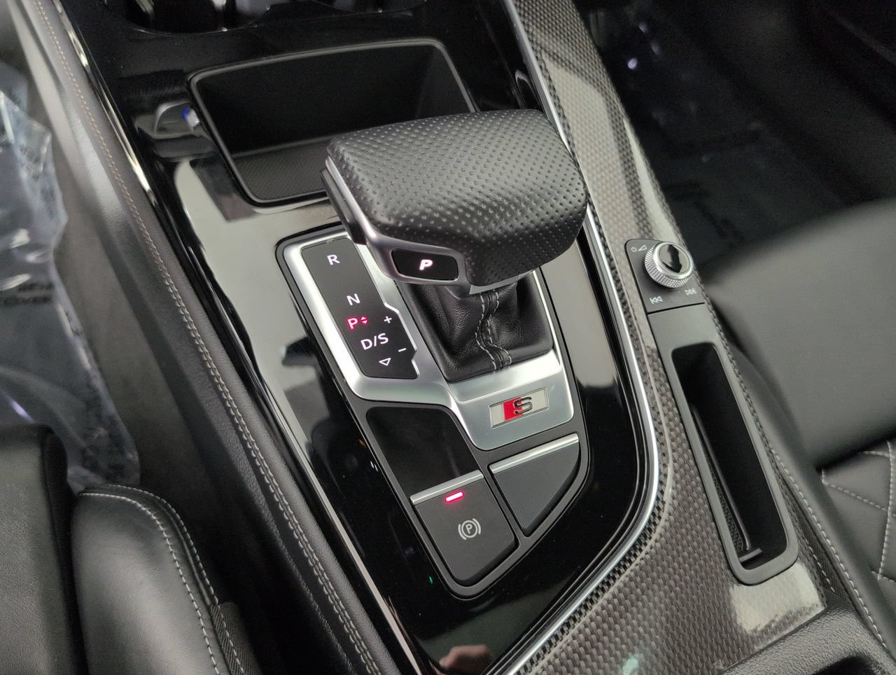 Used 2023 Audi S5 Premium Plus w/ Premium Plus Package AWD/4WD image 24
