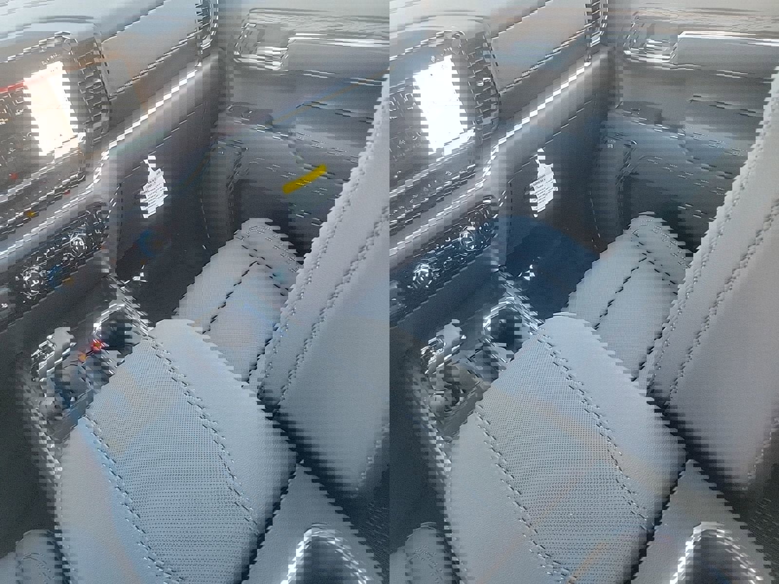 New 2026 GMC Sierra 1500 SLT image 26