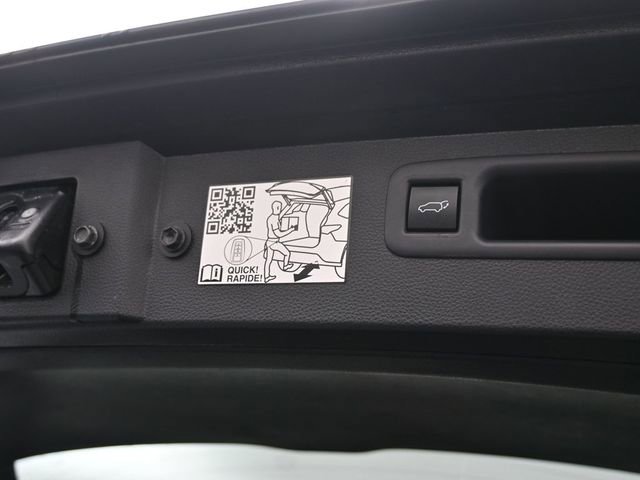 Used 2023 Toyota Highlander Bronze Edition image 30