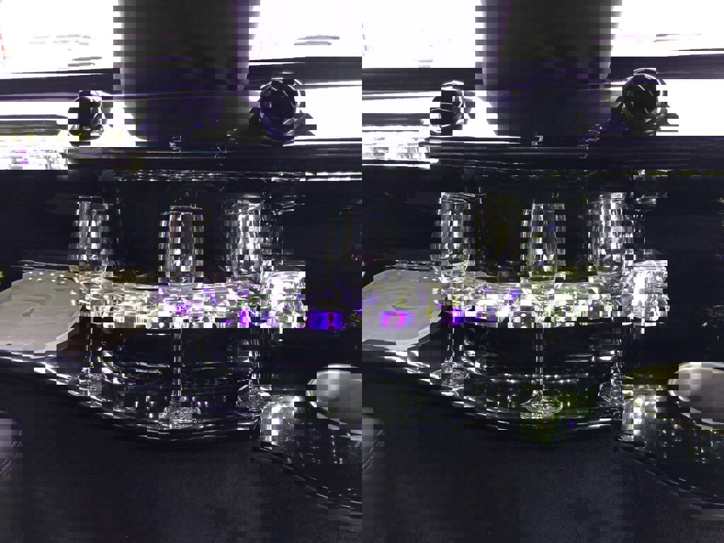 Used 2011 Lincoln Town Car Executive image 15