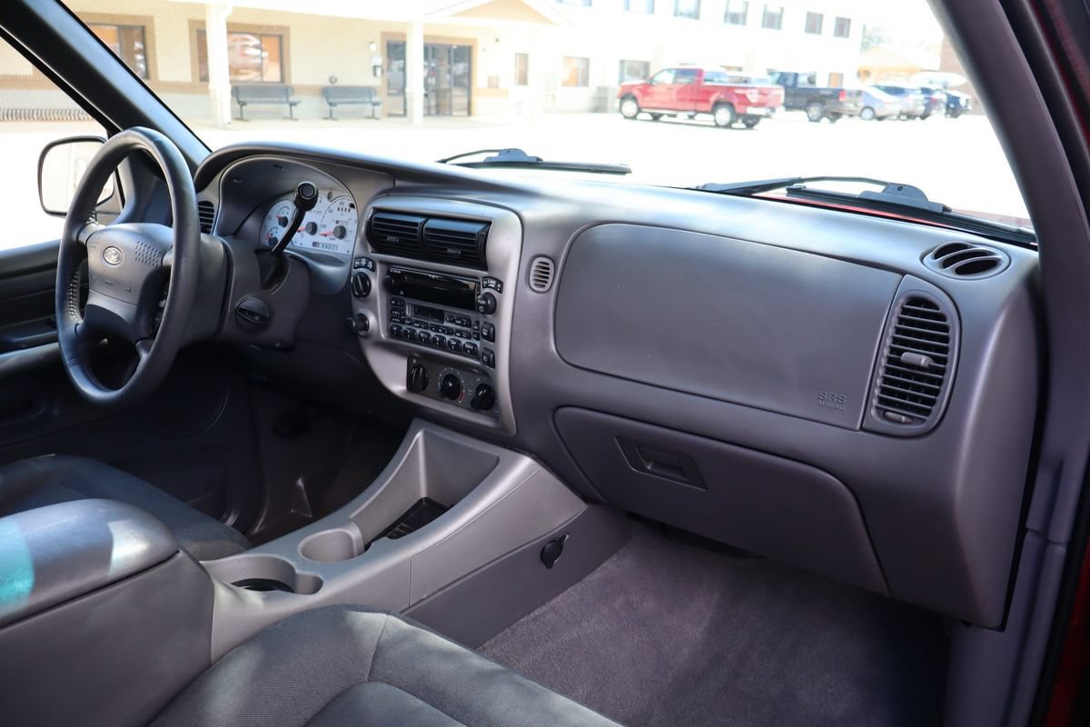 Used 2001 Ford Explorer Sport AWD/4WD image 17