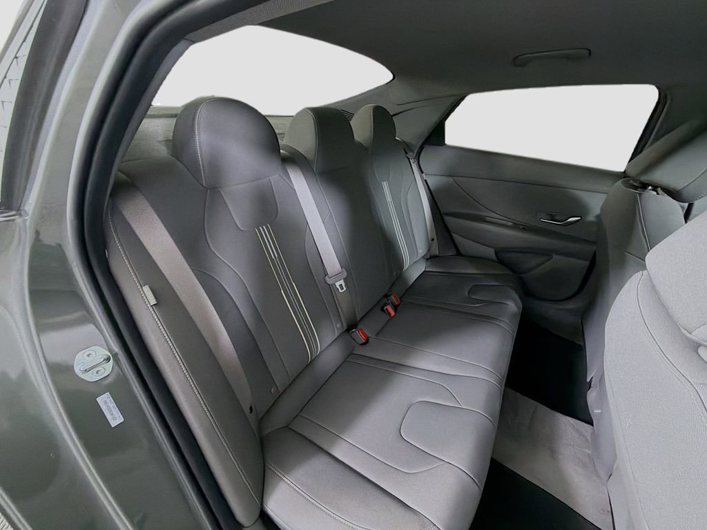 Used 2025 Hyundai Elantra Sport FWD image 25