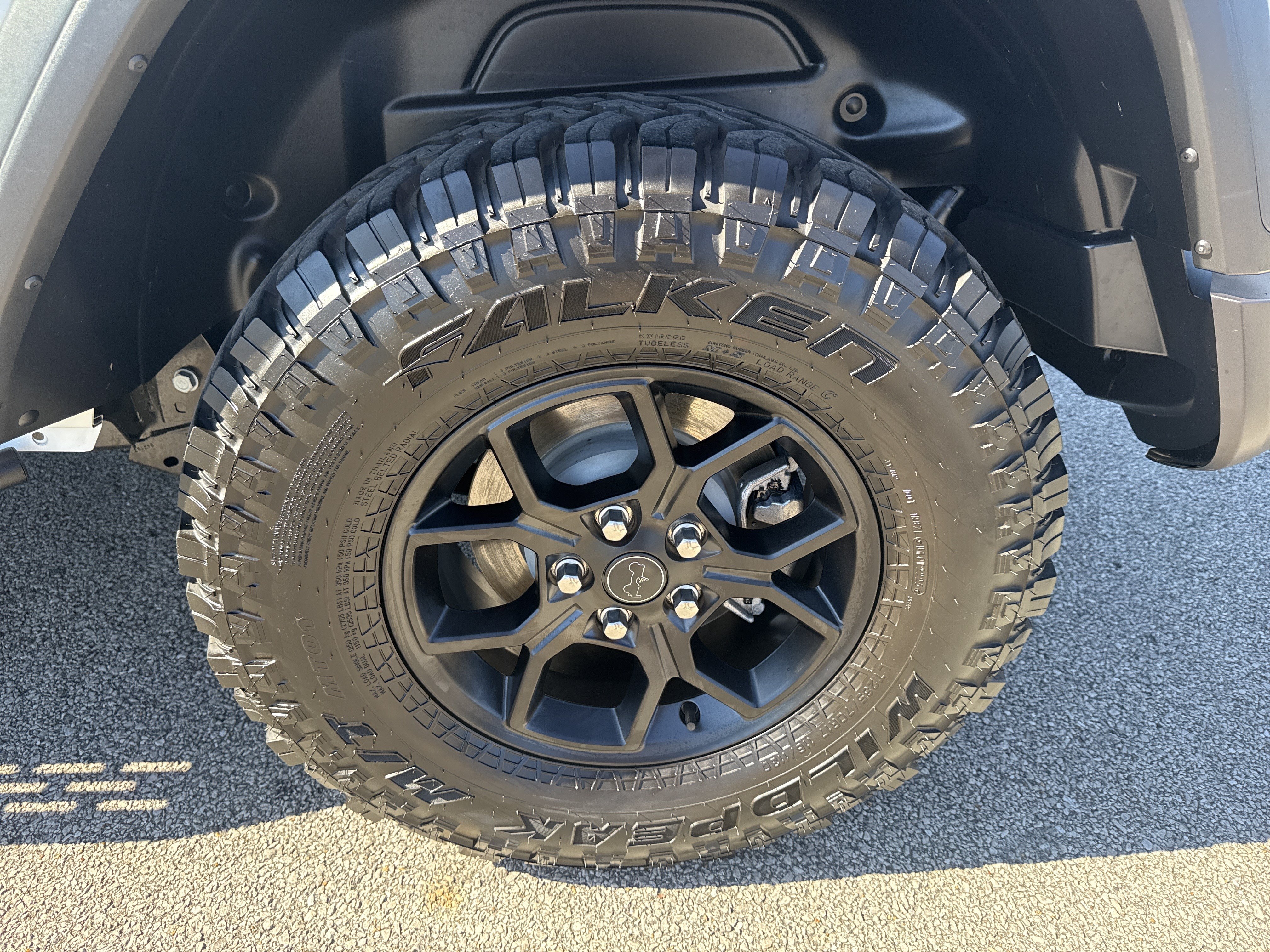Used 2026 Jeep Wrangler Sport AWD/4WD image 17