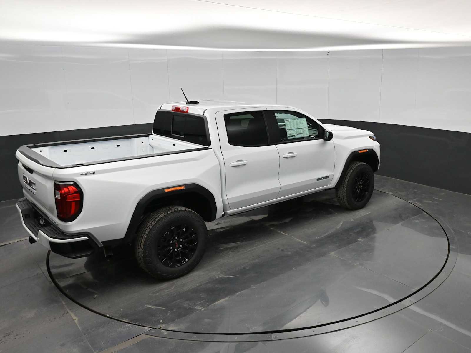 New 2026 GMC Canyon Elevation AWD/4WD image 32
