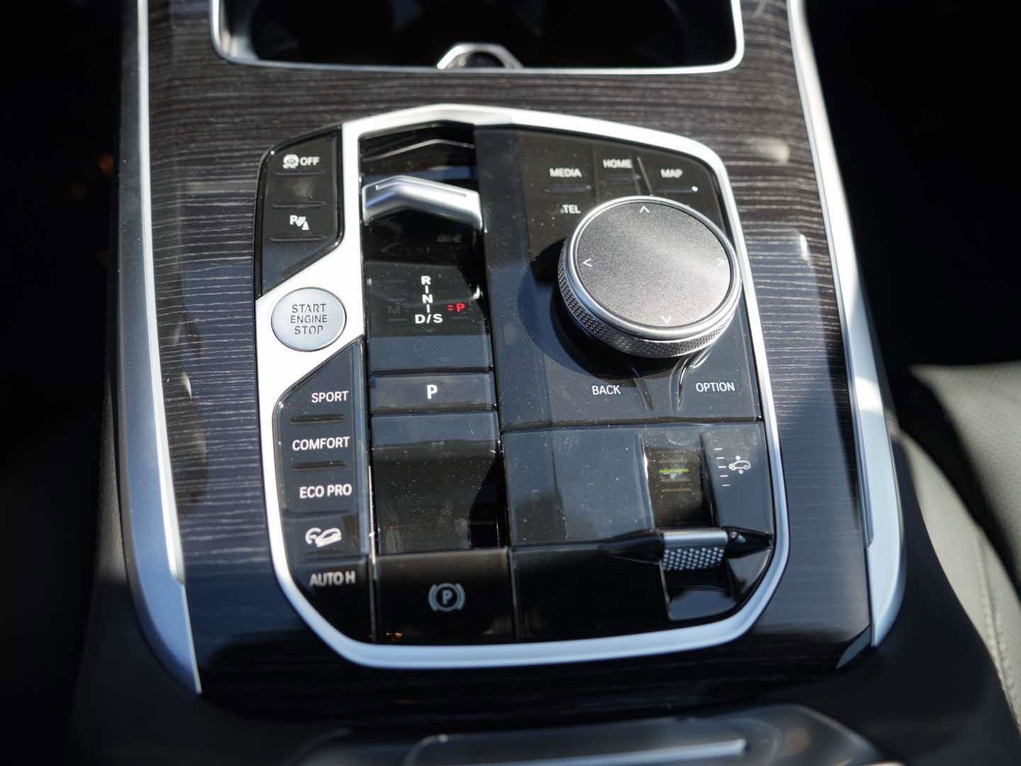 New 2026 BMW X7 xDrive40i w/ M Sport Package image 25