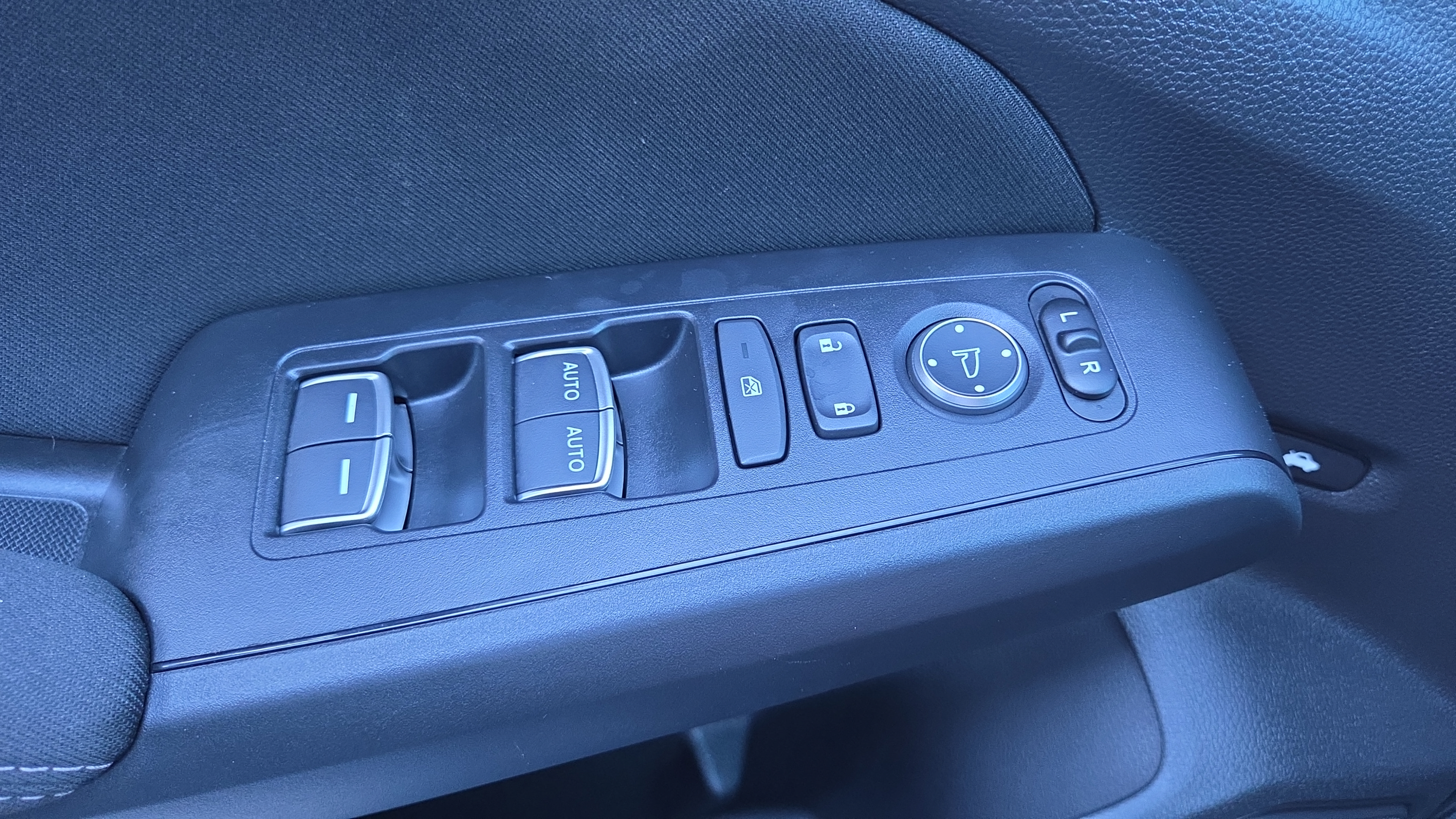 Certified 2024 Honda Civic EX image 37