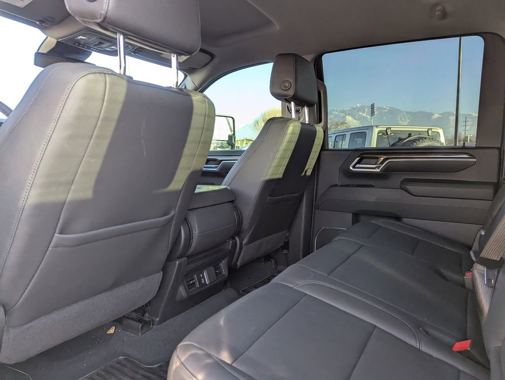 Used 2025 Chevrolet Silverado 3500 LT w/ Trail Boss Package image 29