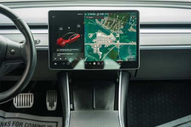 Used 2018 Tesla Model 3 Long Range AWD/4WD image 27