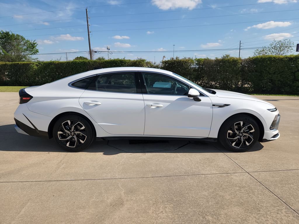 Used 2025 Hyundai Sonata SEL image 4