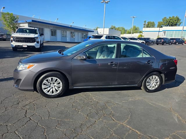 Used 2012 Toyota Camry LE FWD image 4