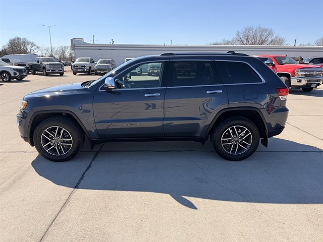 Used 2020 Jeep Grand Cherokee Limited AWD/4WD image 14