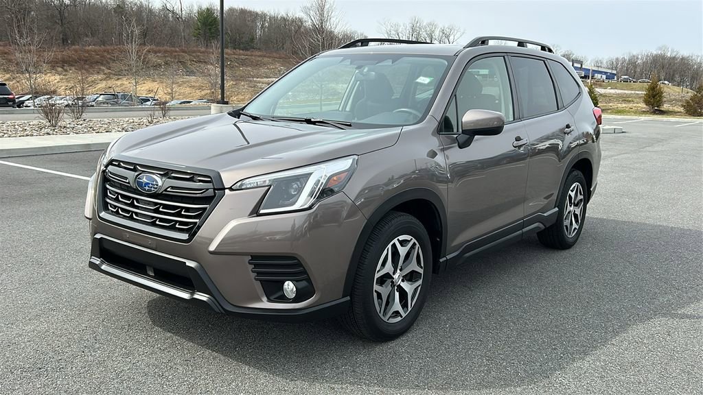 Certified 2023 Subaru Forester Premium image 3