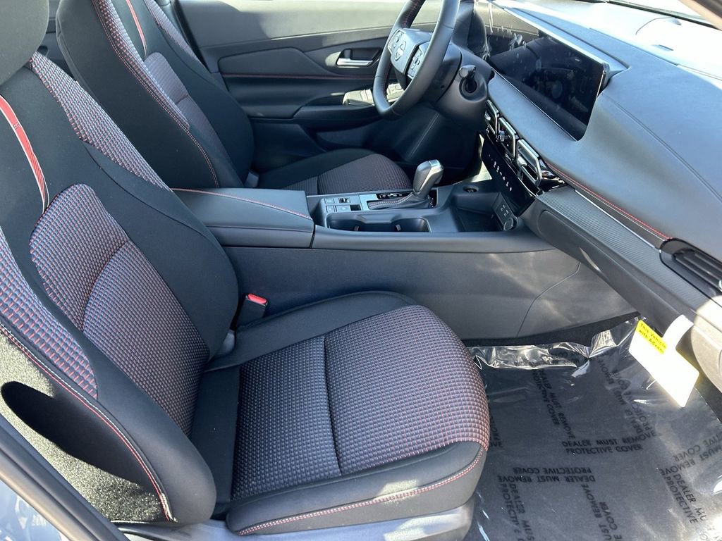 New 2026 Nissan Sentra SR w/ Floor Mat Package image 9