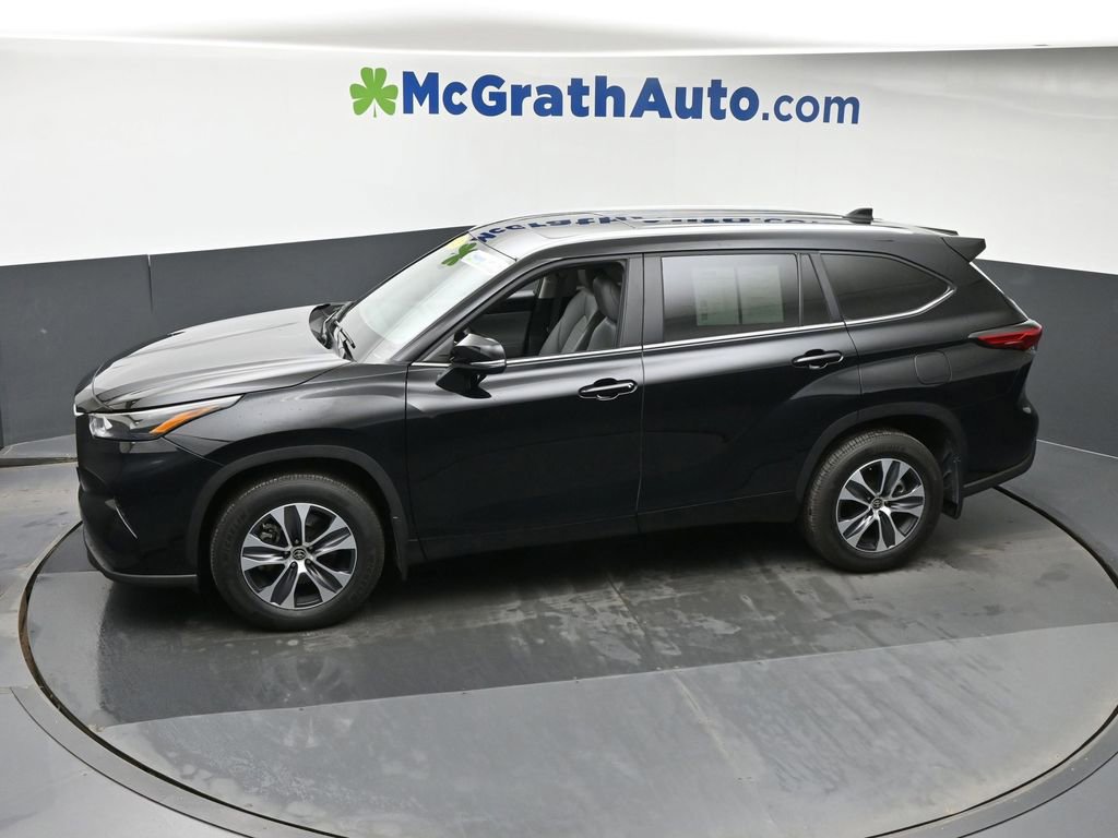 Used 2023 Toyota Highlander L image 23