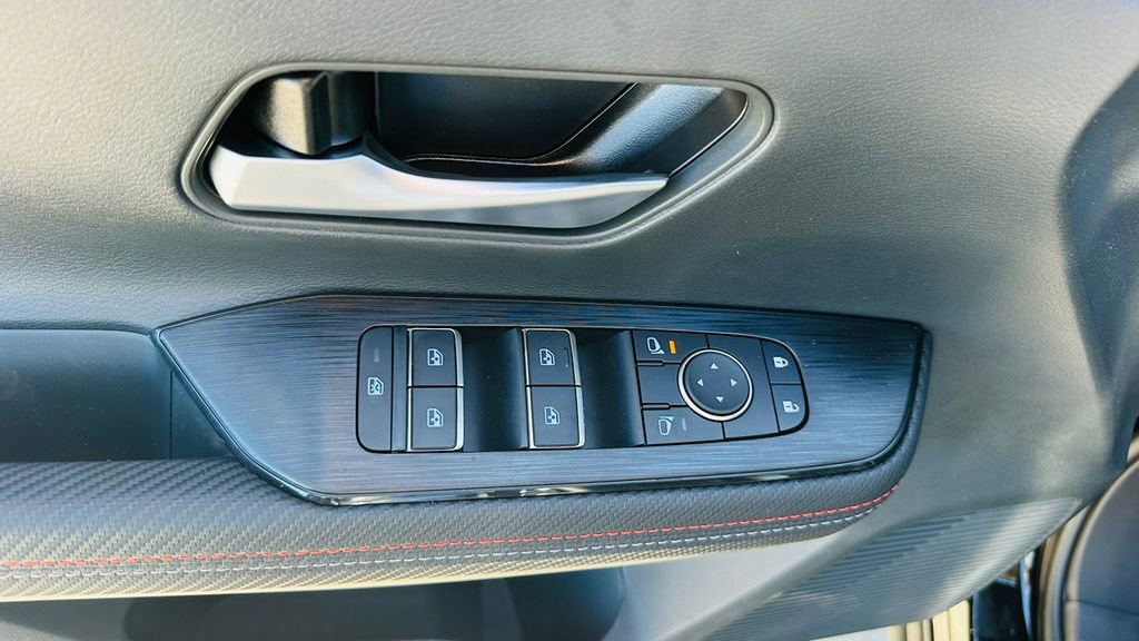 New 2026 Nissan Kicks SR FWD image 16