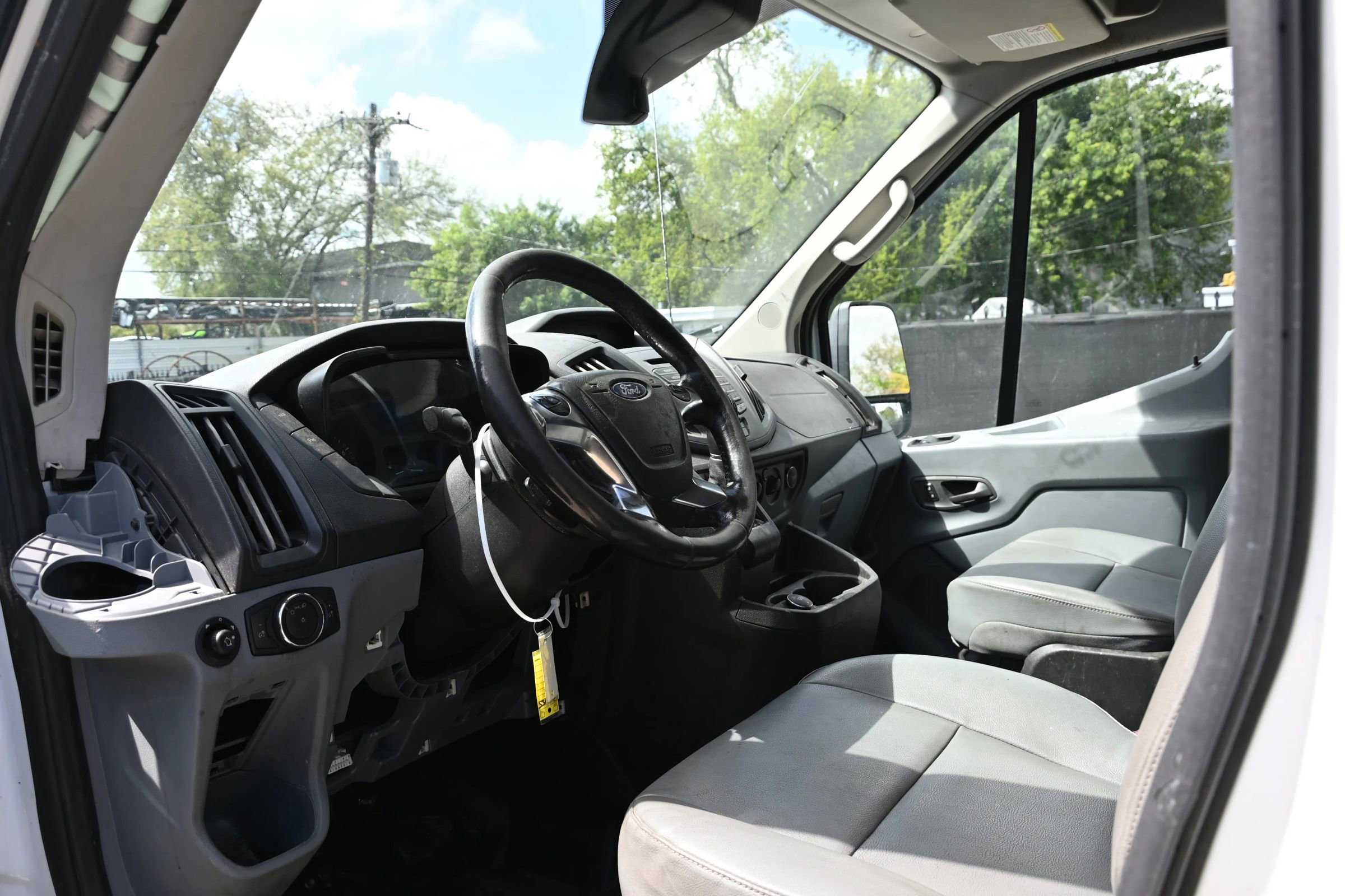 Used 2017 Ford Transit 150 148 Medium Roof image 10