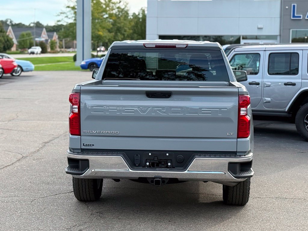 Used 2024 Chevrolet Silverado 1500 LT AWD/4WD image 34