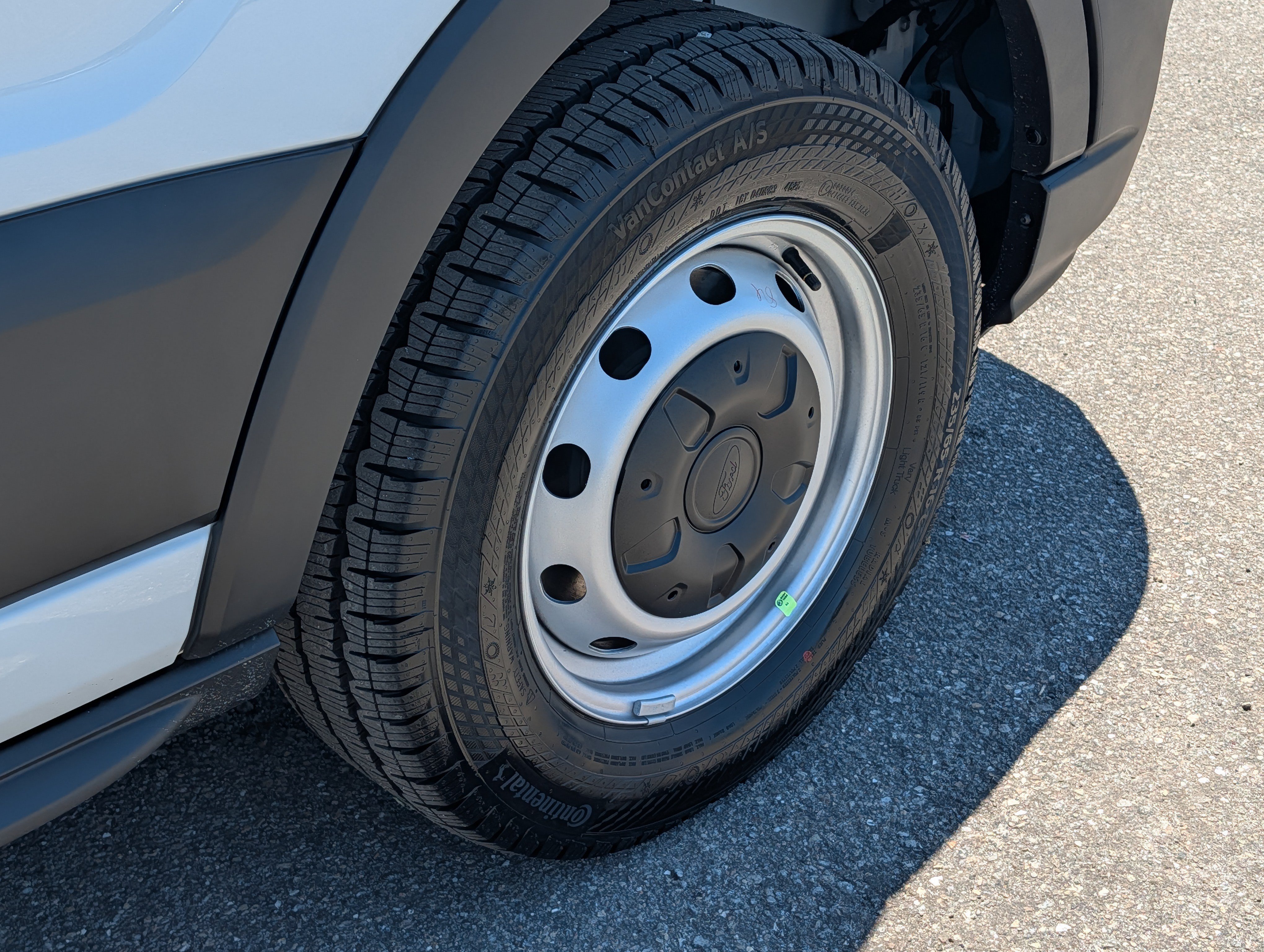 New 2026 Ford Transit 250 Low Roof RWD image 13