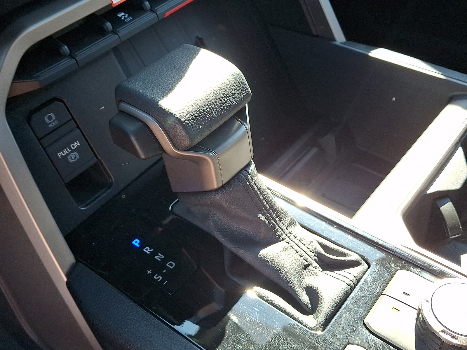 Certified 2026 Toyota Tundra SR5 AWD/4WD image 15