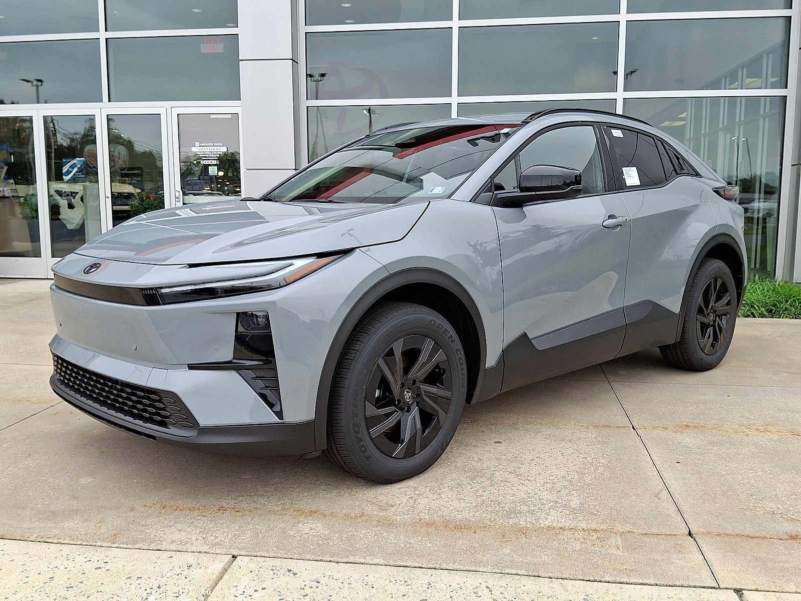 New 2026 Toyota C-HR AWD/4WD image 3