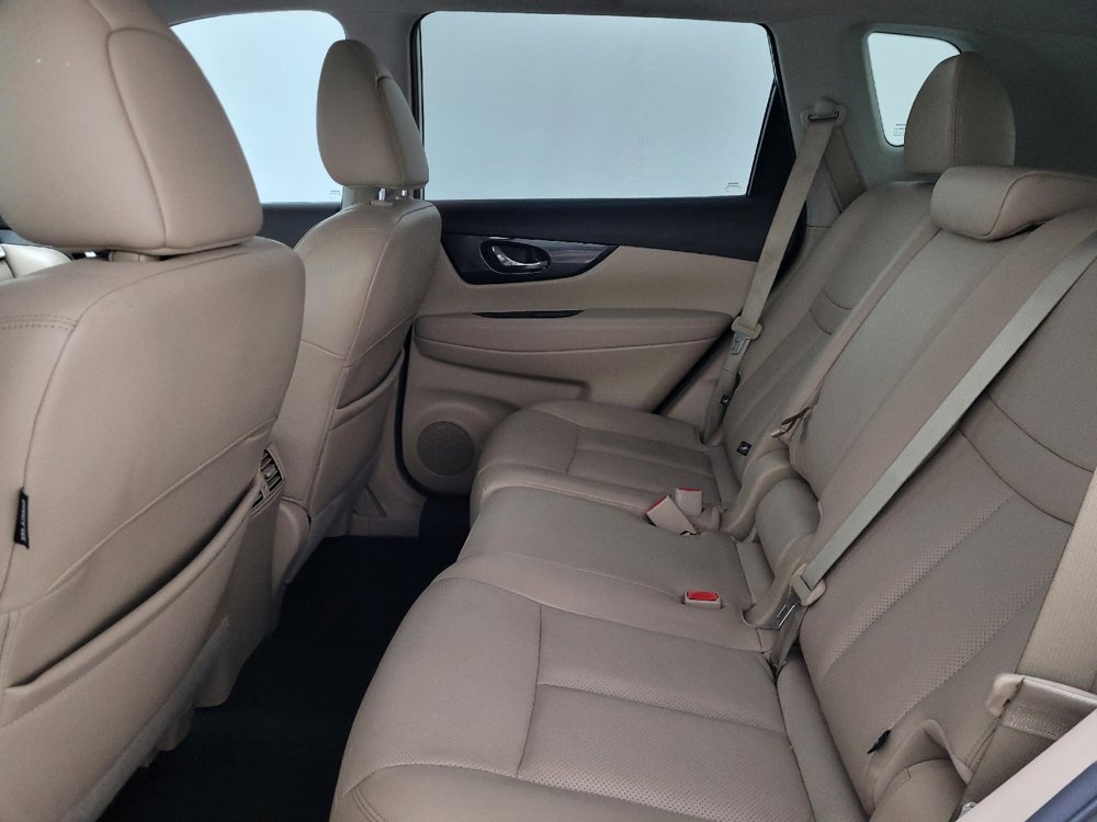 Used 2016 Nissan Rogue SL AWD/4WD image 18