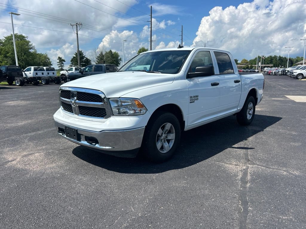 Used 2022 RAM 1500 Classic SLT w/ Electronics Group AWD/4WD image 5