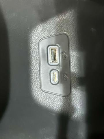 Used 2023 Buick Envision Preferred image 12